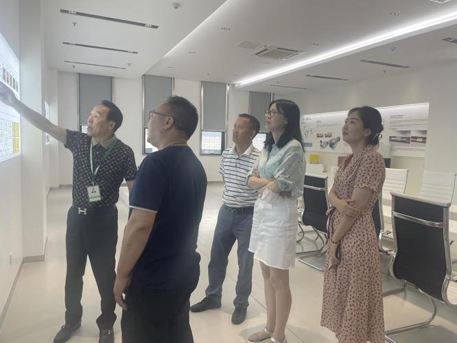 经济委走访成都龙之泉科技股份